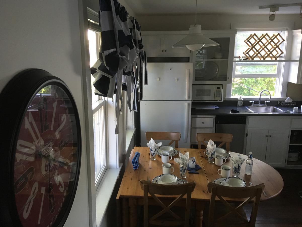 Mahone Bay Beach House Extérieur photo